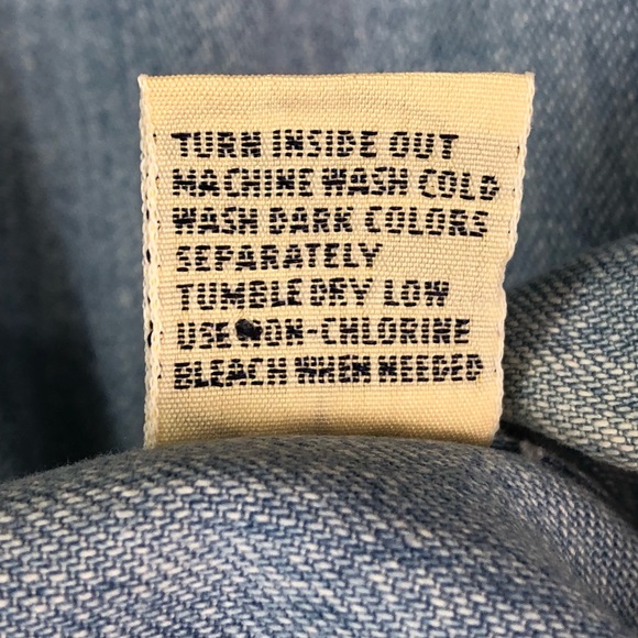 Chamonix Chambray Button Down Shirt Size M - Picture 5 of 8